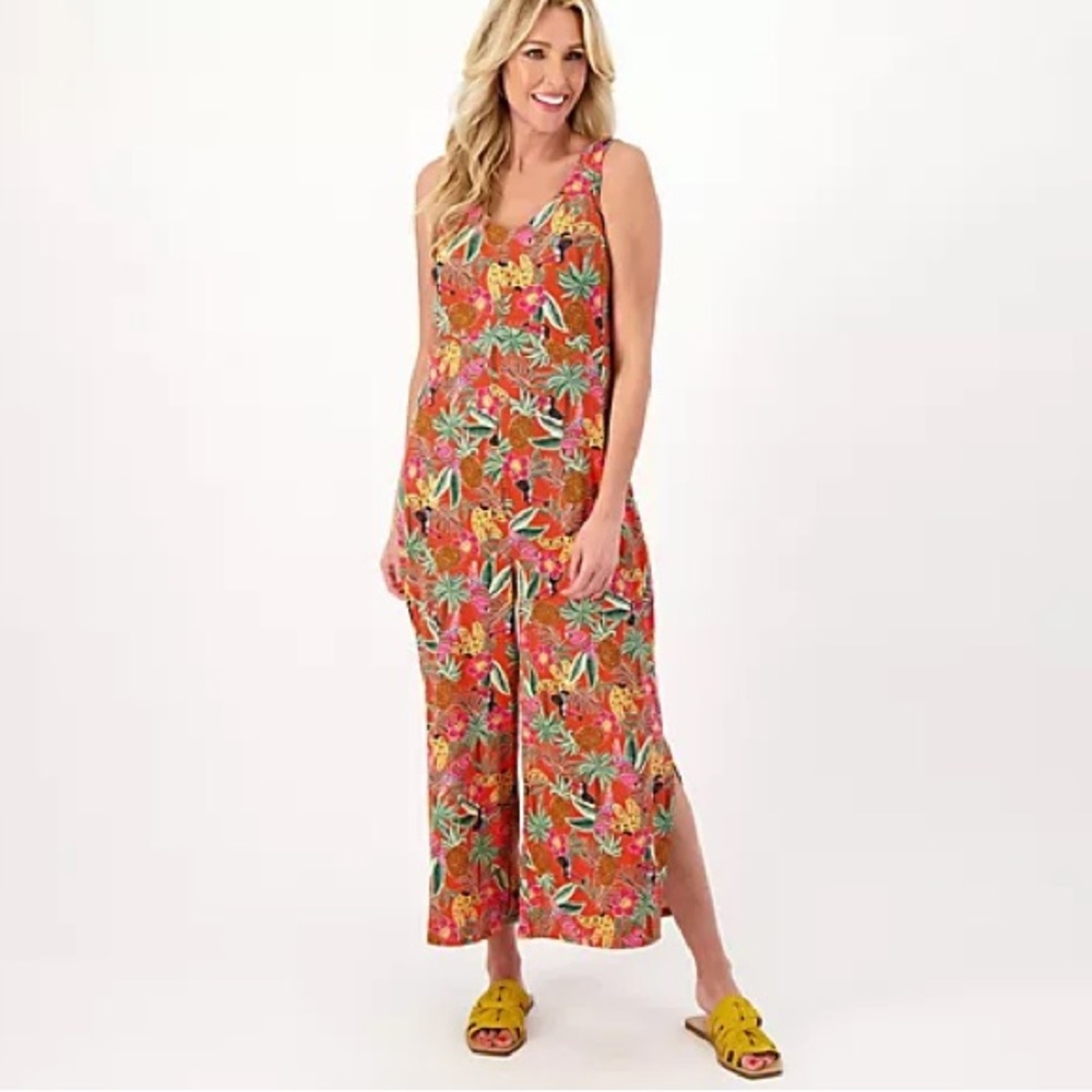 Cuddl Duds- Regular Wide Leg Flexwear v-Neck Jumpsuit